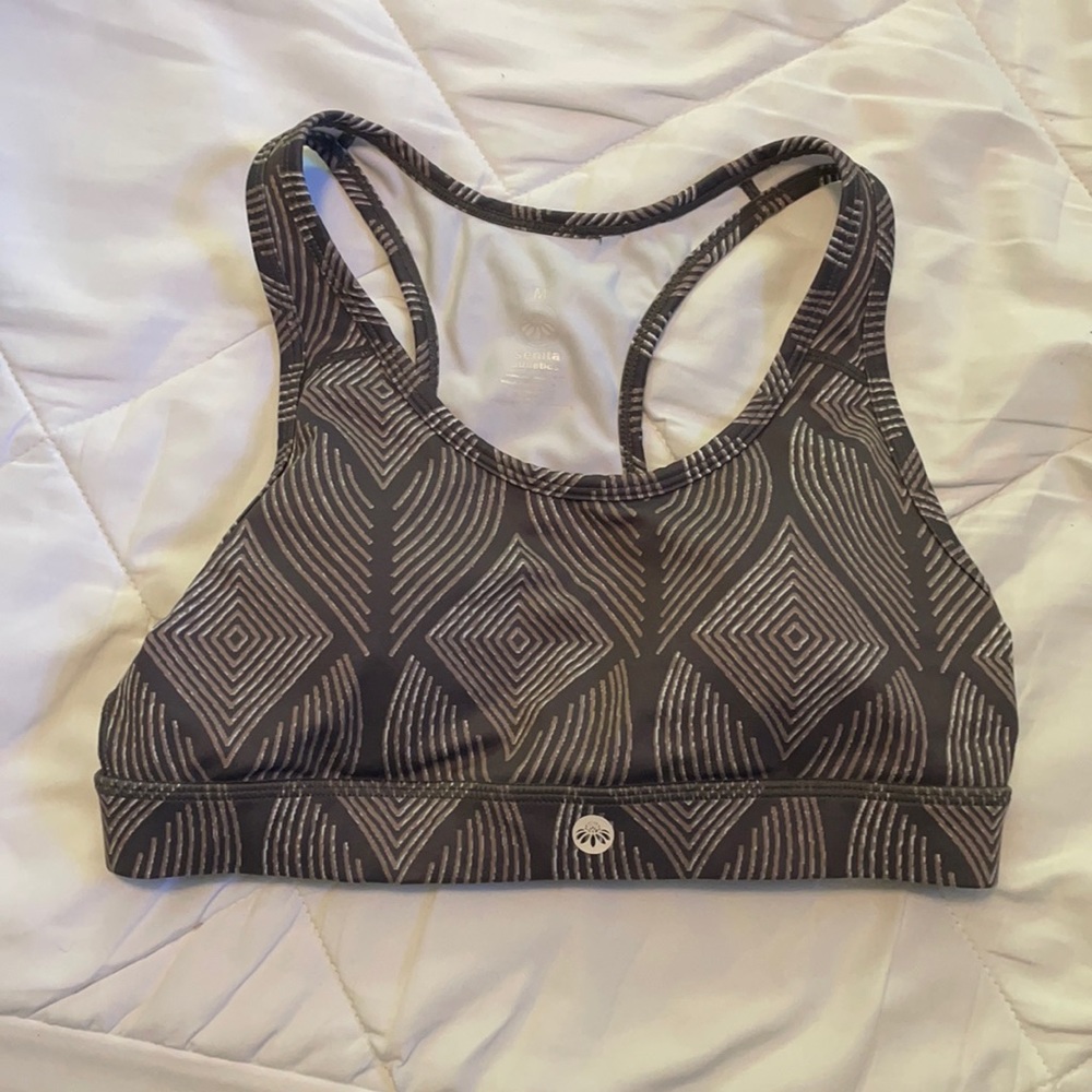 Senita peacock pattern sports bra